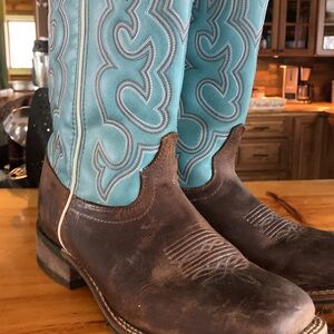 Laredo Turquoise and Brown Heeled Boots